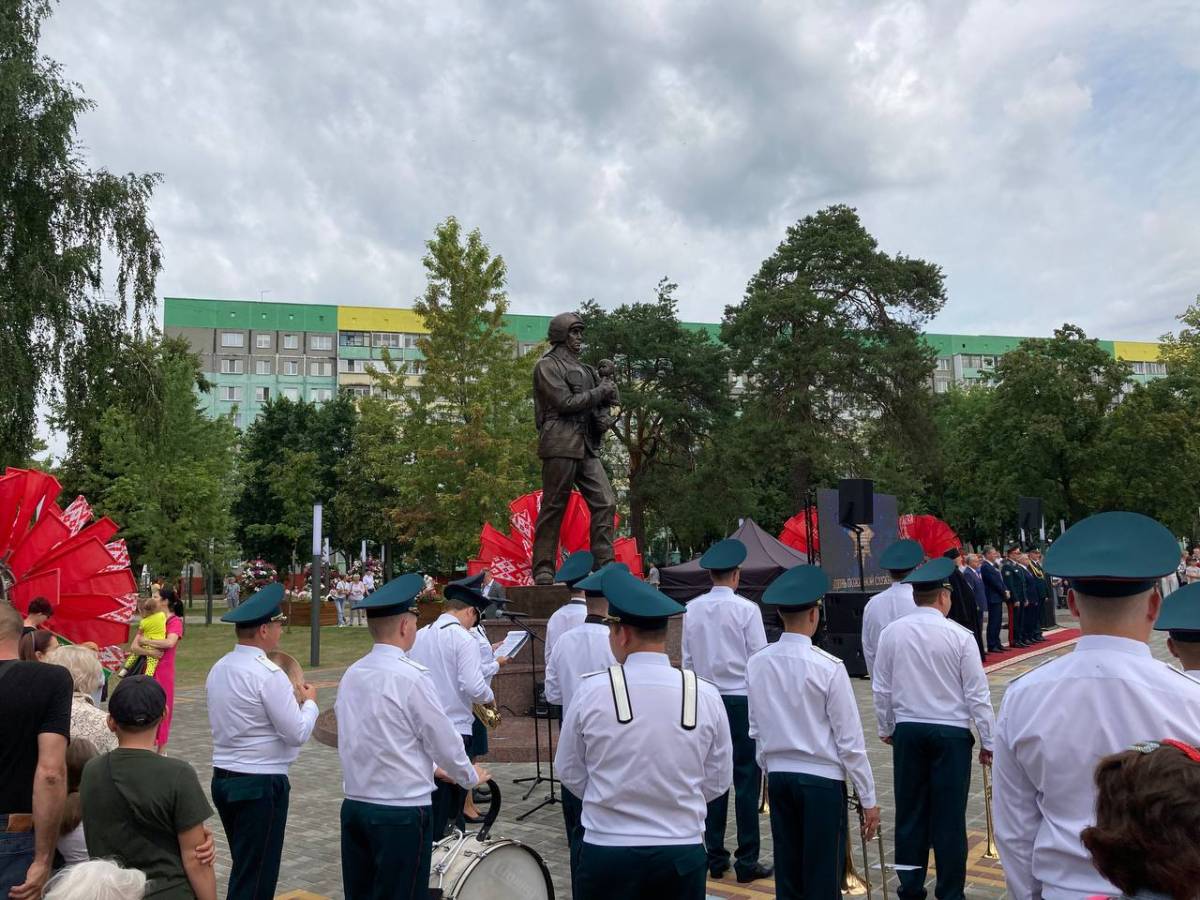 торжественное открытие сквера МЧС