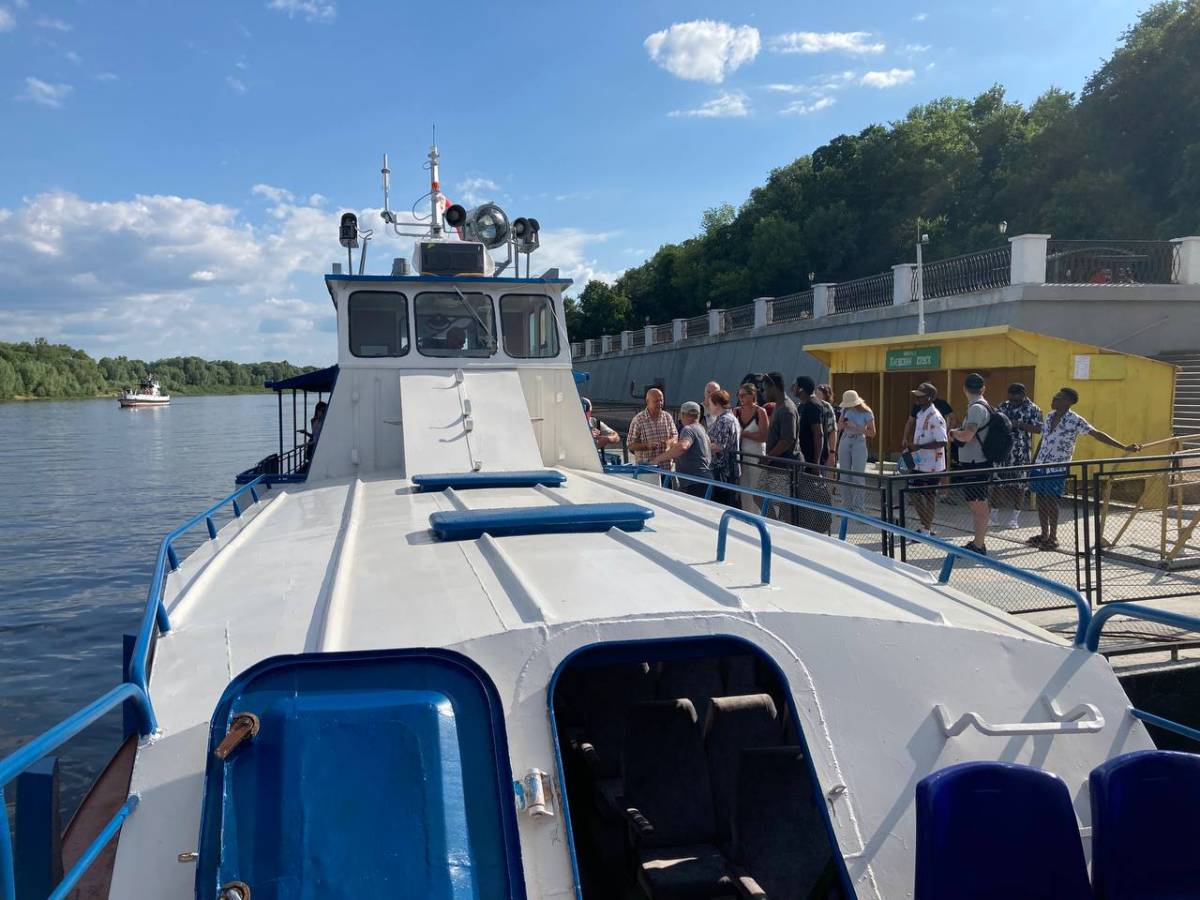 теплоход Гомель