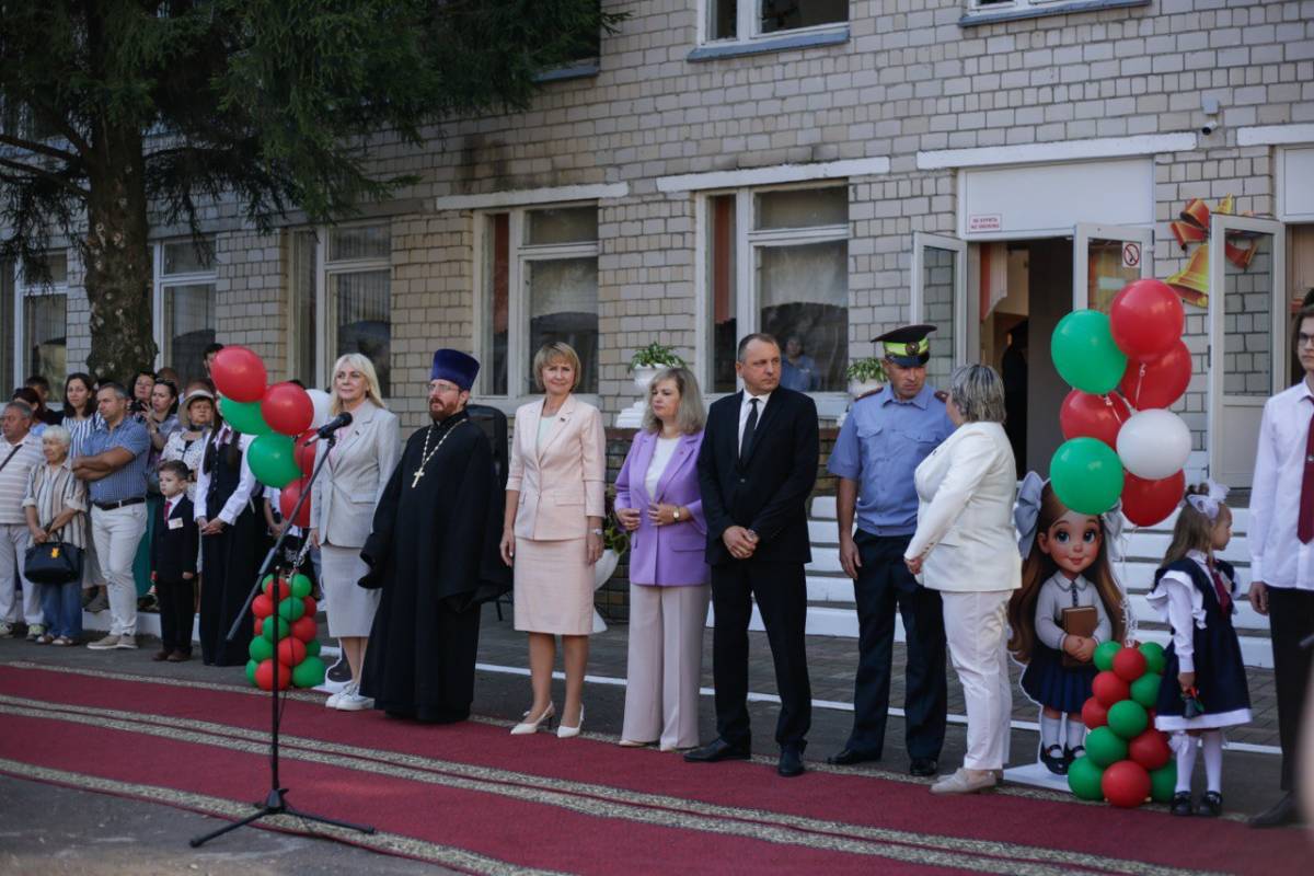 торжественные линейки в Гомеле