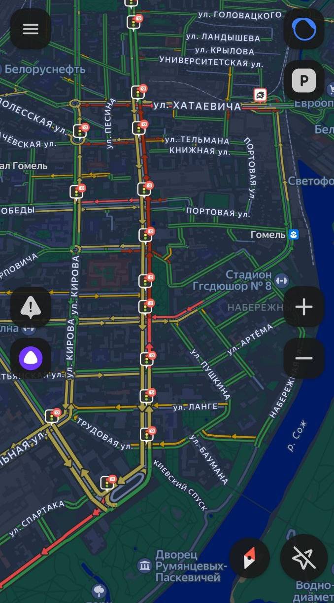 ДТП на мосту улицы Хатаевича в Гомеле пробка