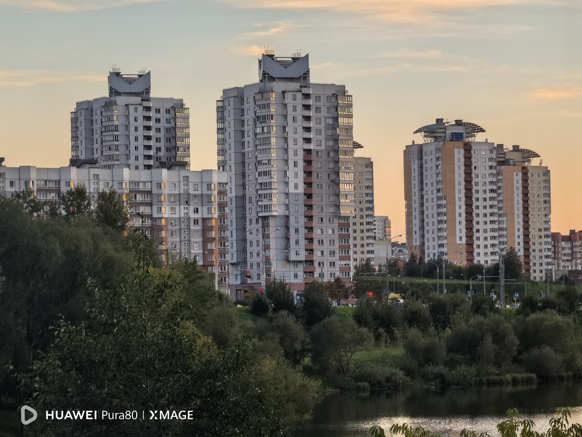 фото фасадов Huawei Pura 80