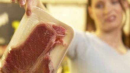 просроченные продукты, в магазинам продают просроченную продукцию