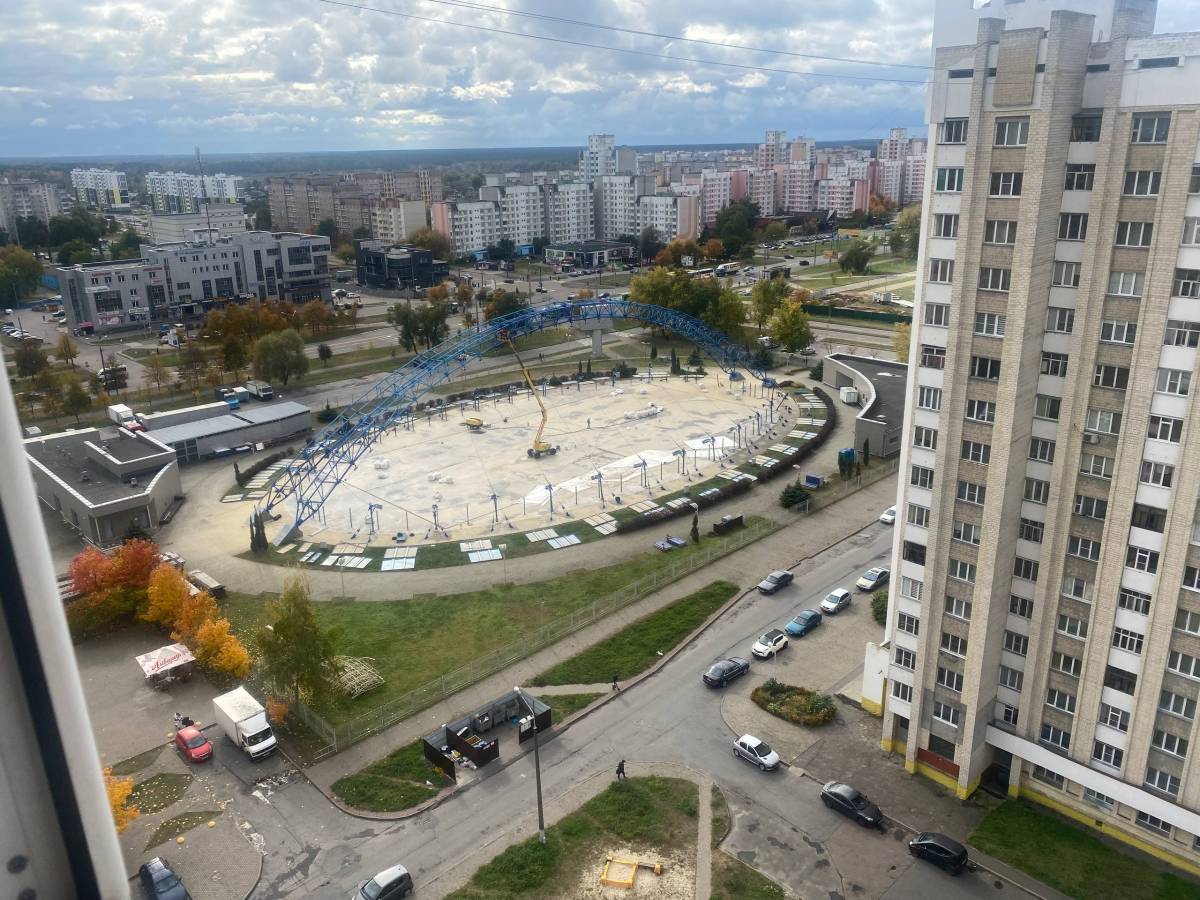 В Гомеле обновляют каток на Речицком проспекте
