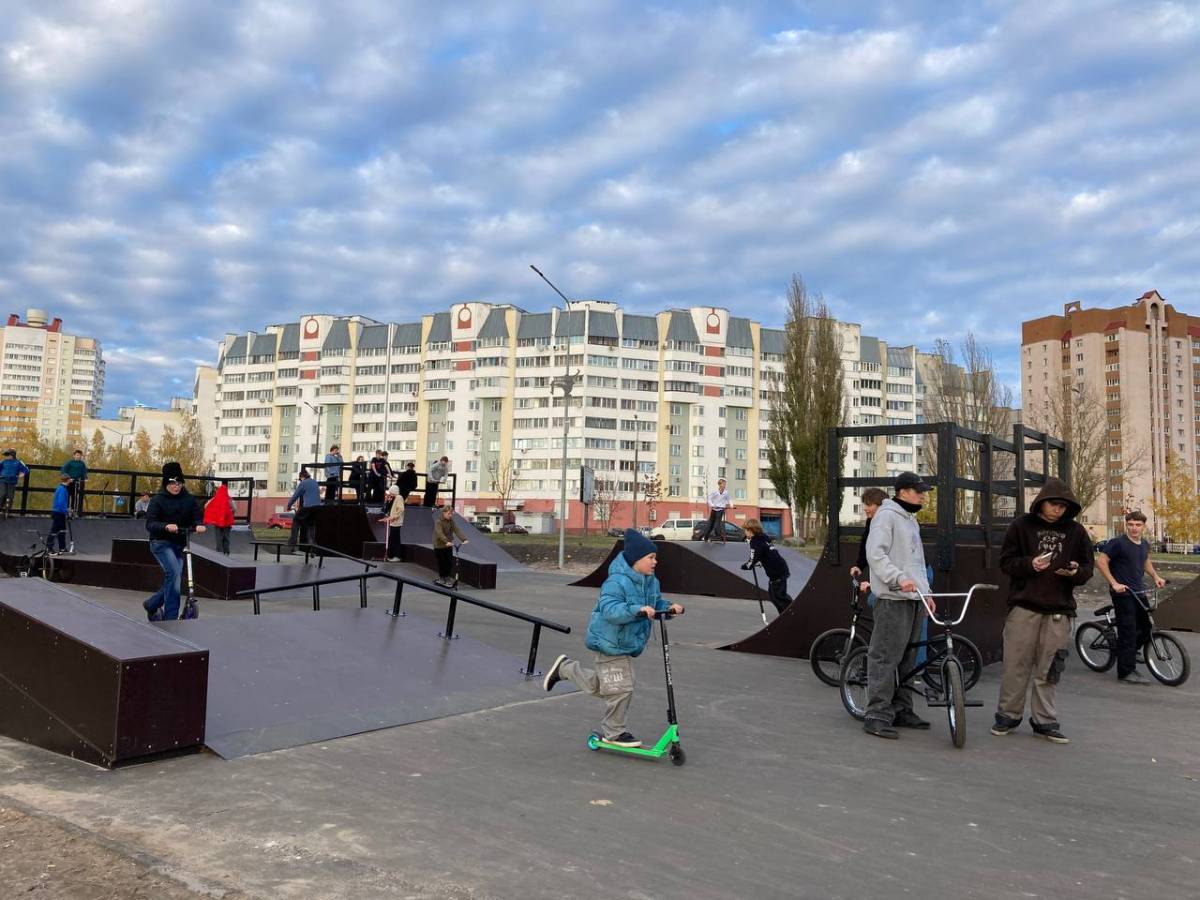 новый скейт-парк на Каменщикова в Гомеле