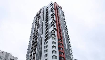 Уникальные кадры Гомеля: Сергеенко поднялся на первый панельный небоскрёб