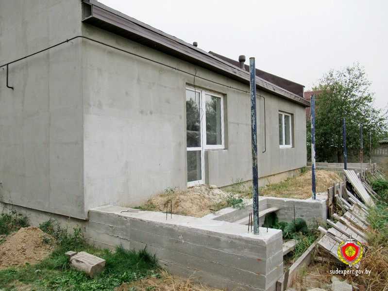 Суд обязал подрядчика вернуть деньги и полностью демонтировать объект