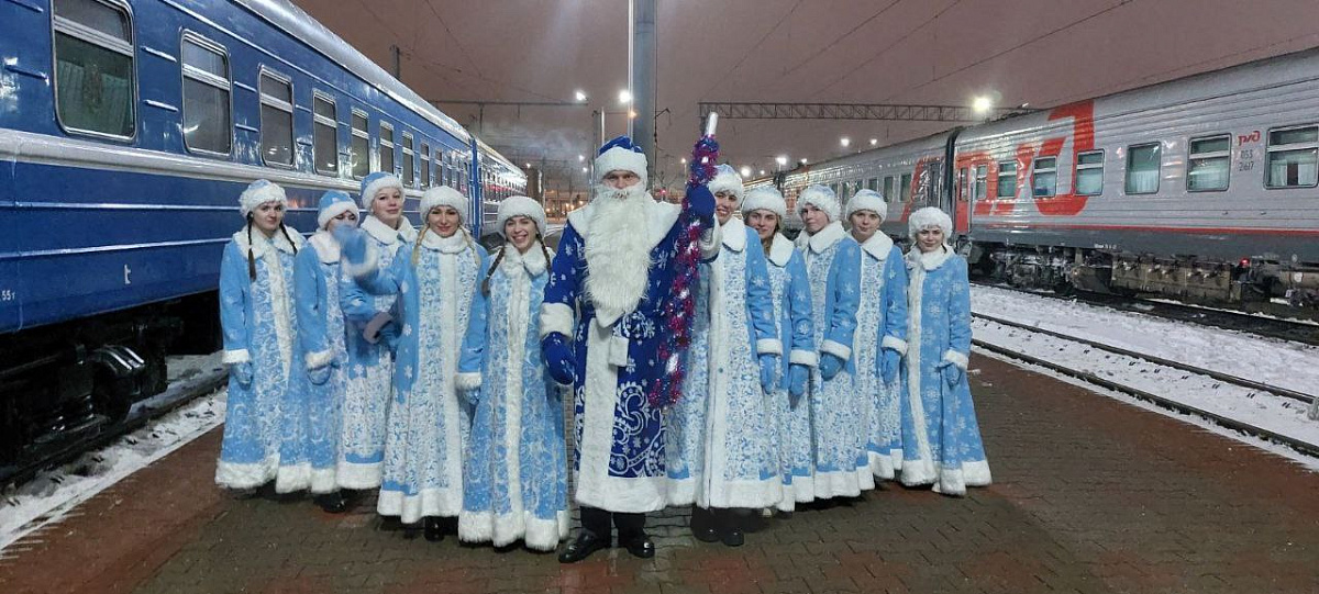 Белорусская железная дорога запускает новогодние рейсы в поместье Деда Мороза