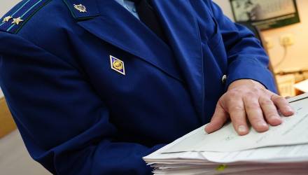 Прокуратура Житковичского района помогла женщине признать недействительным незаконно оформленный кредит