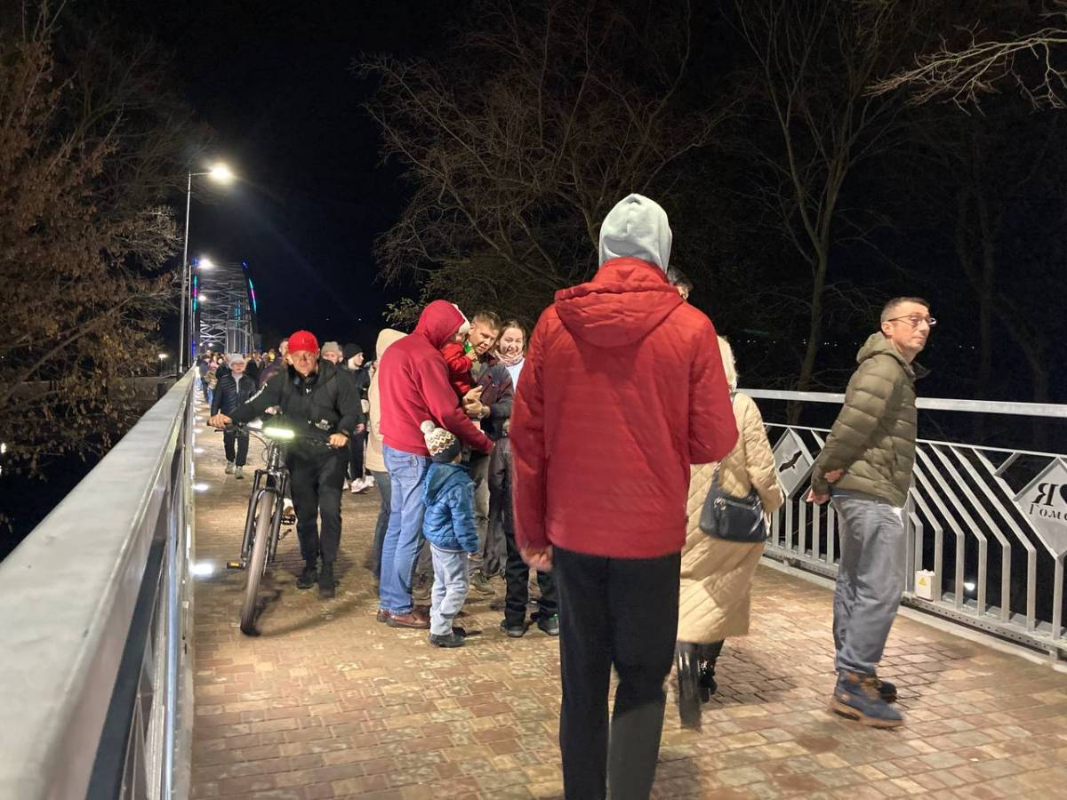 Мост, получил масштабную реконструкцию, учитывающая современные стандарты безопасности и комфорта