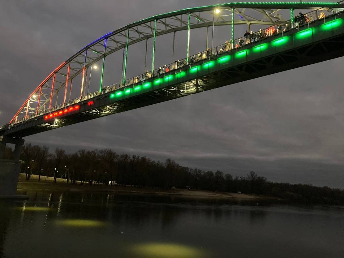 обновленный мост в Гомеле