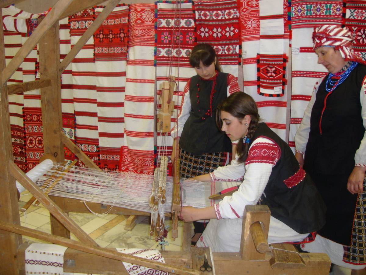 В чём уникальность неглюбского ткачества
