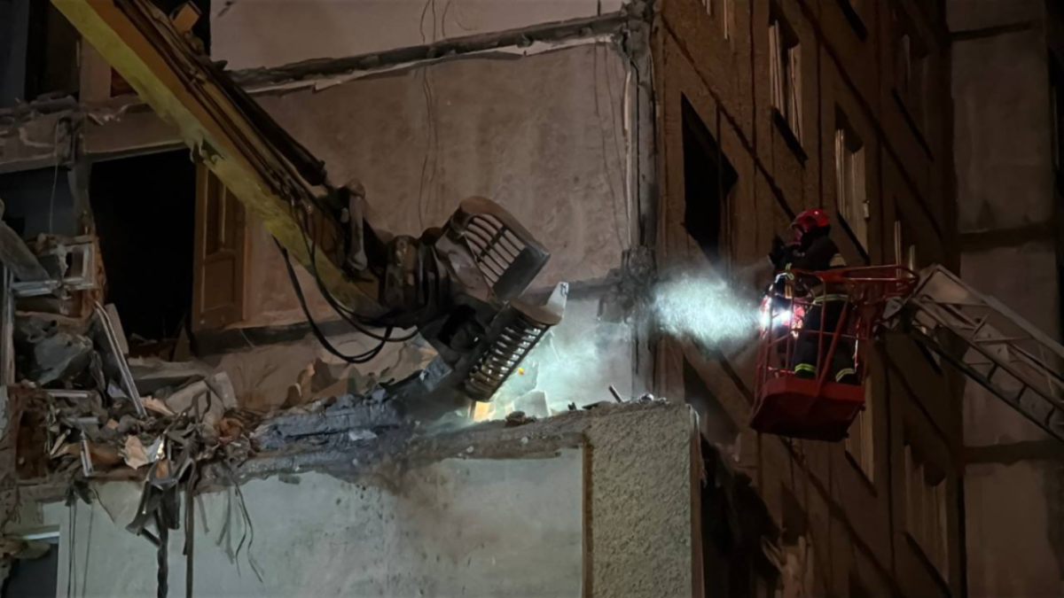 В Гомеле при разборе завалов в многоквартирном доме по улице Косарева