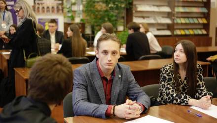 В Гомеле проходит «LEX BATTLE»: студенты соревнуются в правовых дуэлях