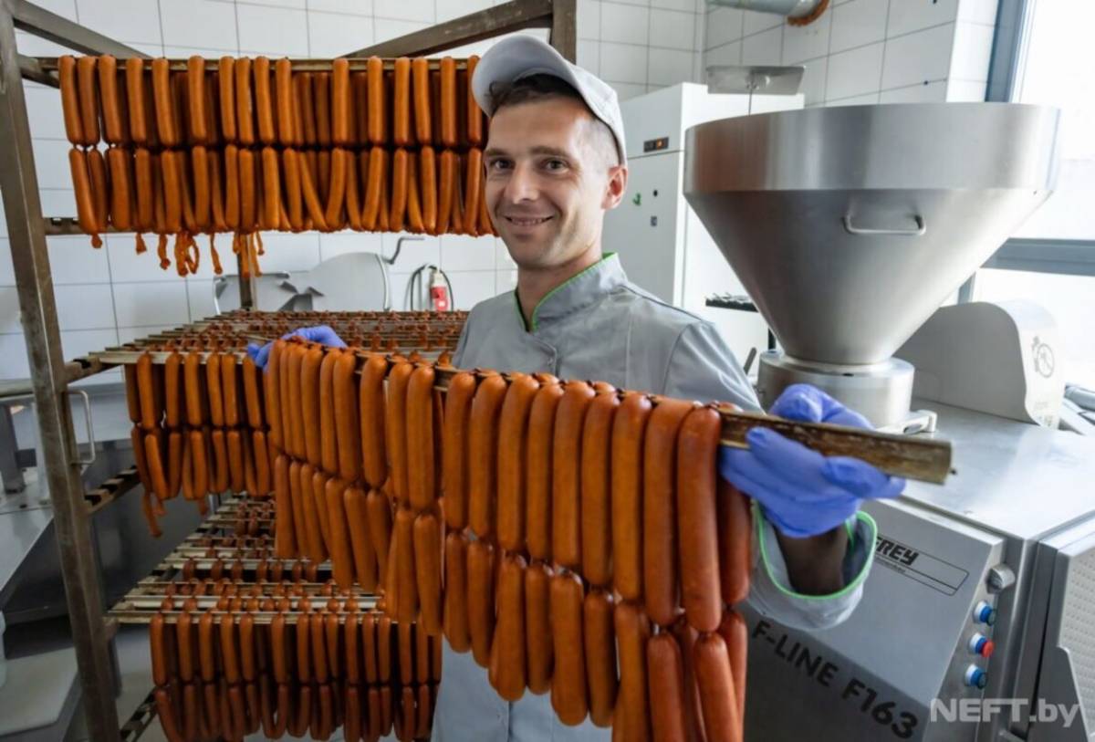 Откуда еда на АЗС: как делают фирменные колбаски