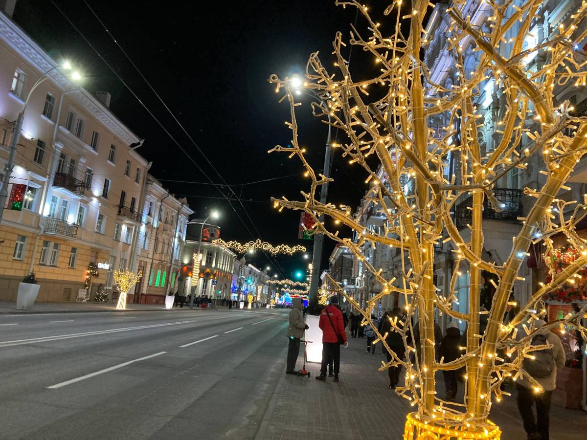 улицы новогоднего Гомеля