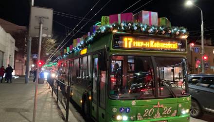 новогодний автобус в Гомеле