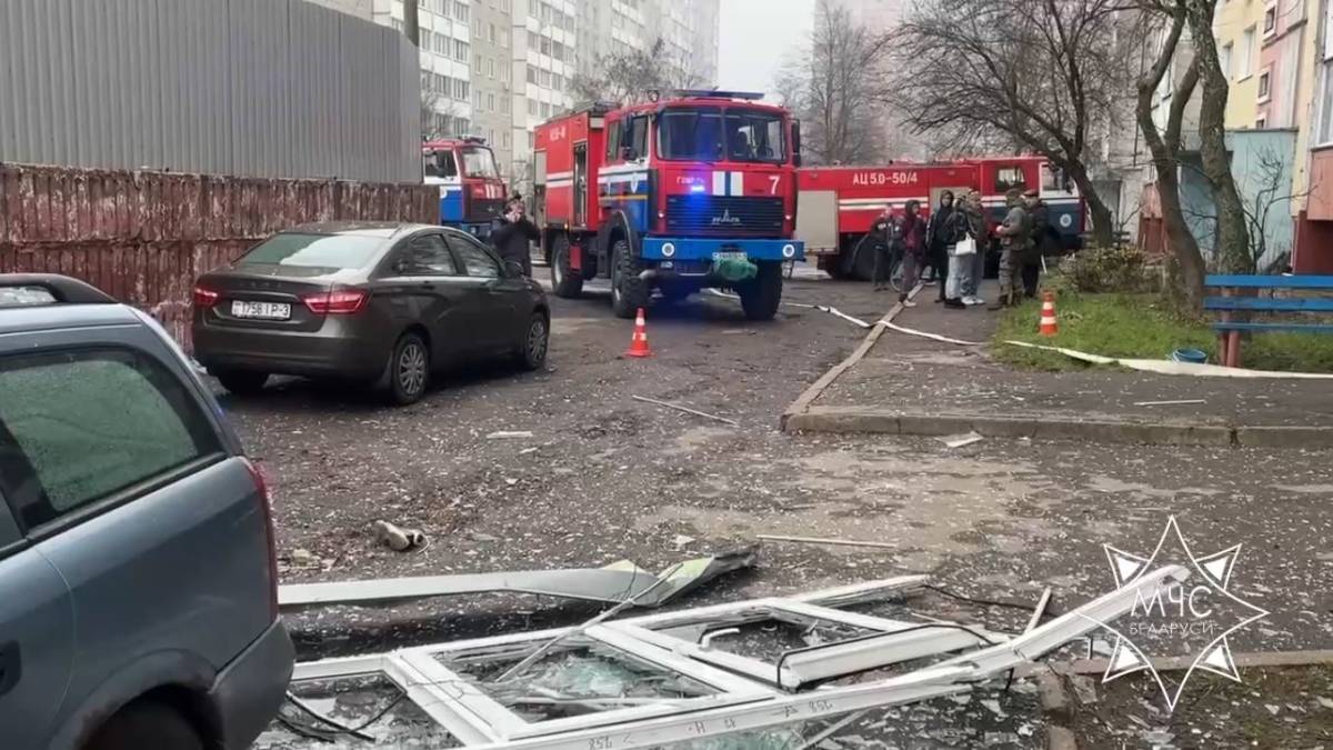 работа МЧС на Косарева