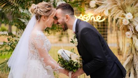 Даже из Конго. Жители каких экзотических стран сыграли свадьбу в Гомельской области в 2025-м?