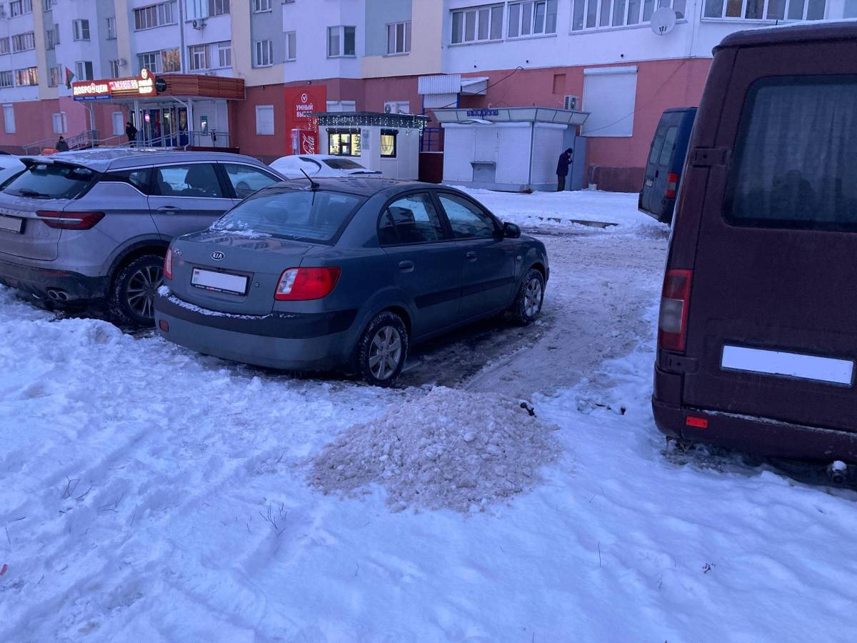 Как выглядит на практике уборка снега в Гомеле: фотоотчёт ProGomel