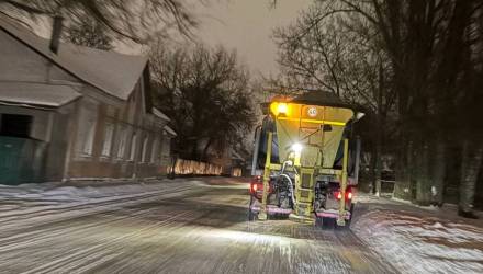 Пока Гомель спал: коммунальные службы работали ночью