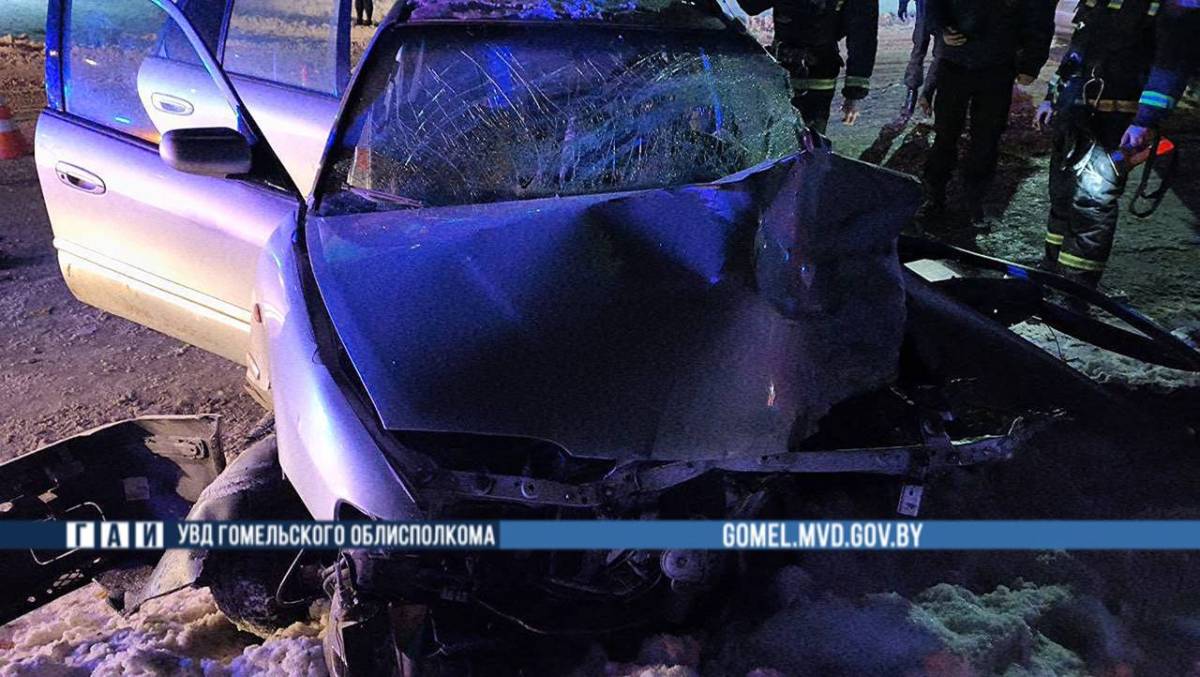 автомобиля Mazda не учёл погодные и дорожные условия