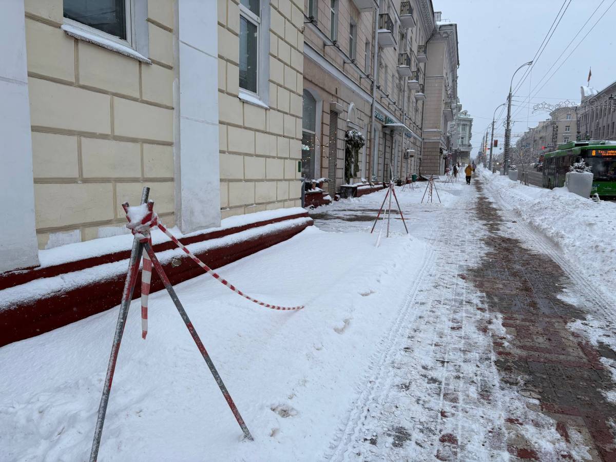 Это именно та часть городской безопасности, которую жители обычно видят только по оградительным лентам внизу