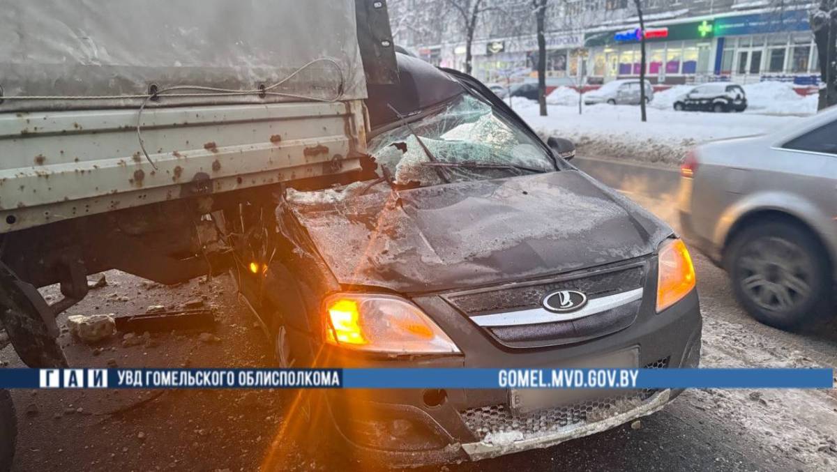 ДТП на улице Ефремова: обошлось без пострадавших