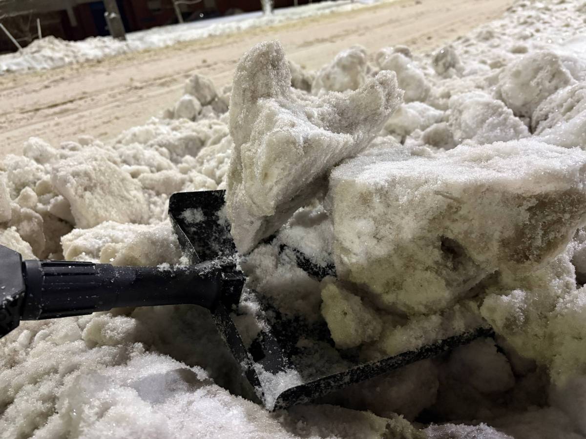 Где разрешено размещать убранный снег