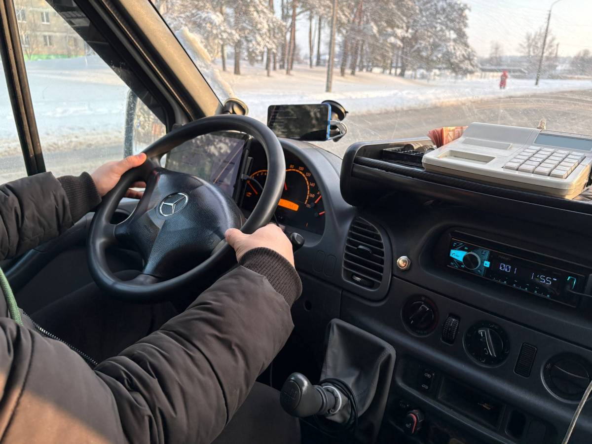Один день за рулём маршрутки: откровения водителя из Гомеля