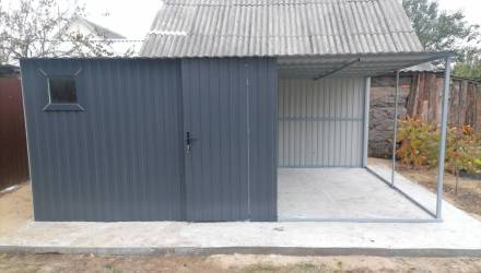 Кому и для чего нужен хозблок из металлопрофиля — практичное решение для участка