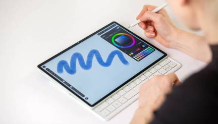 В Беларуси стартуют продажи двух новых планшетов Huawei с антибликовым экраном и клавиатурой в комплекте