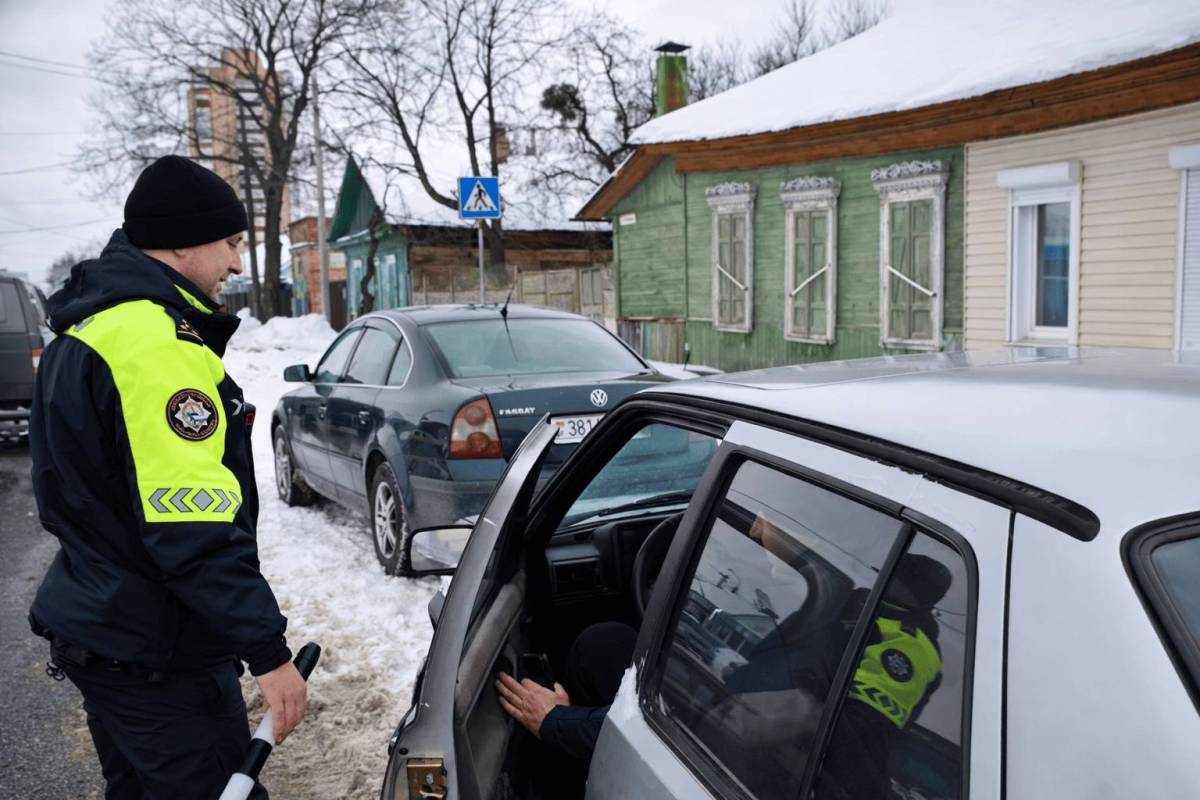 Едут несмотря на запрет: ГАИ Гомеля вышла в рейд в Монастырьке