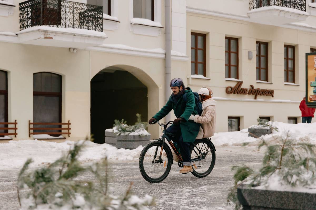 Вместе с Антоном Лапенко и Николаем Фоменко в сериале «Седьмой игрок»