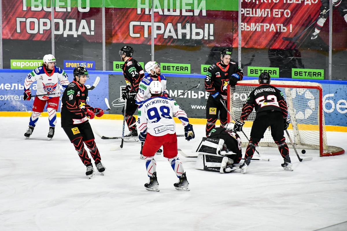 Несмотря на повторное поражение со счётом 2:6 от Славутича, Гомель показал характер.