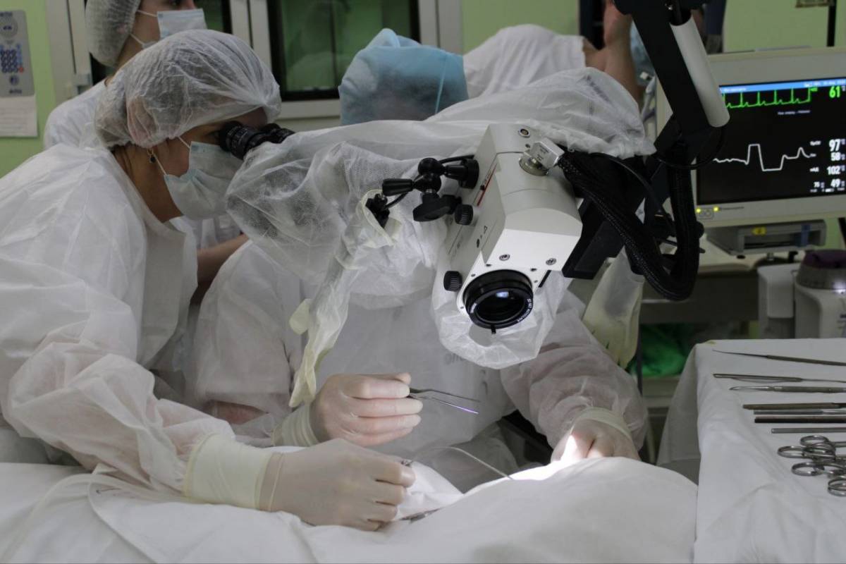 Новая эра микрохирургии в Гомеле: операции с точностью до миллиметра