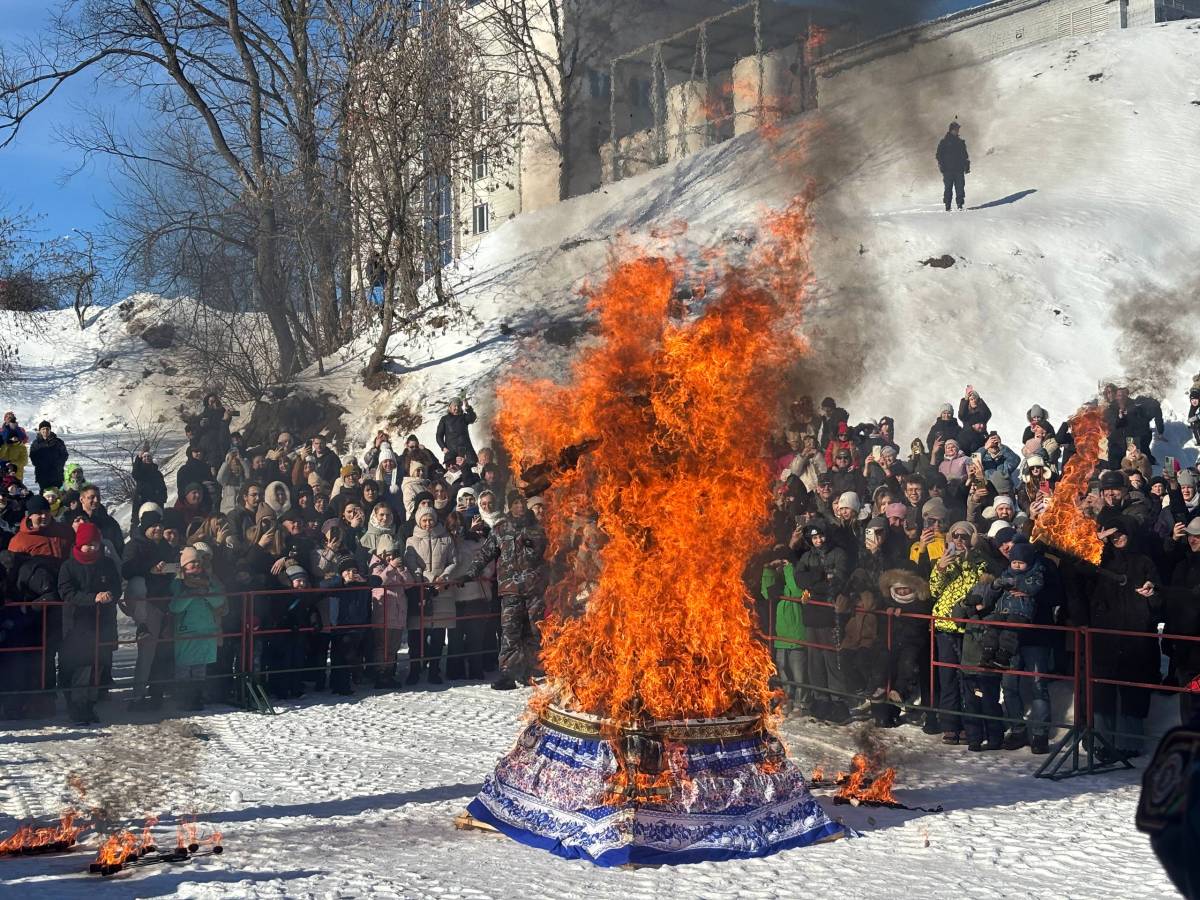 Концерты, блины и огонь: как в Гомеле прошла Масленица