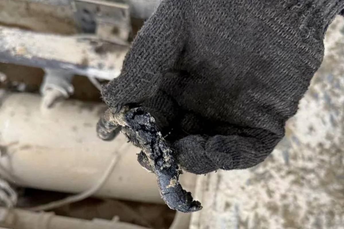 По предварительной информации, причиной стало тление проводки