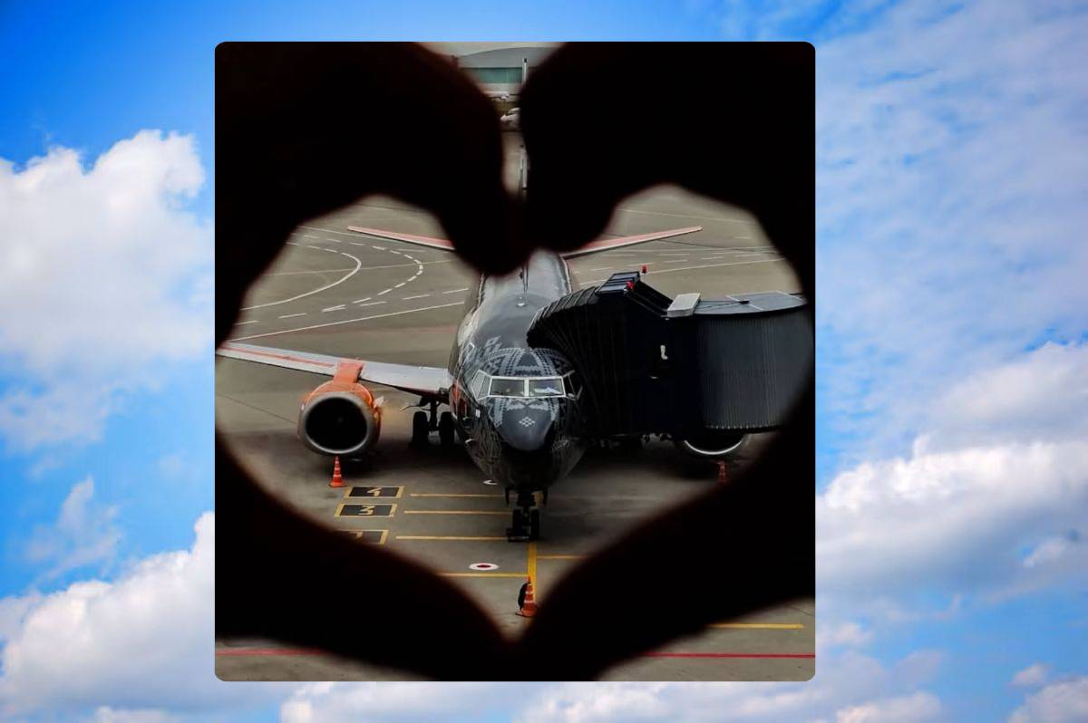 Boeing 737–300 Belavia