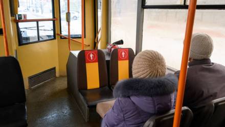 Нужно ли уступать место в автобусе? Разъясняет адвокат