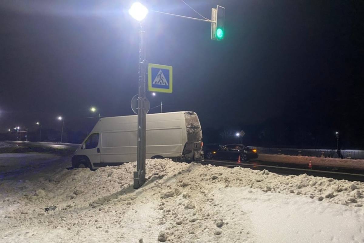 Столкновение на перекрёстке