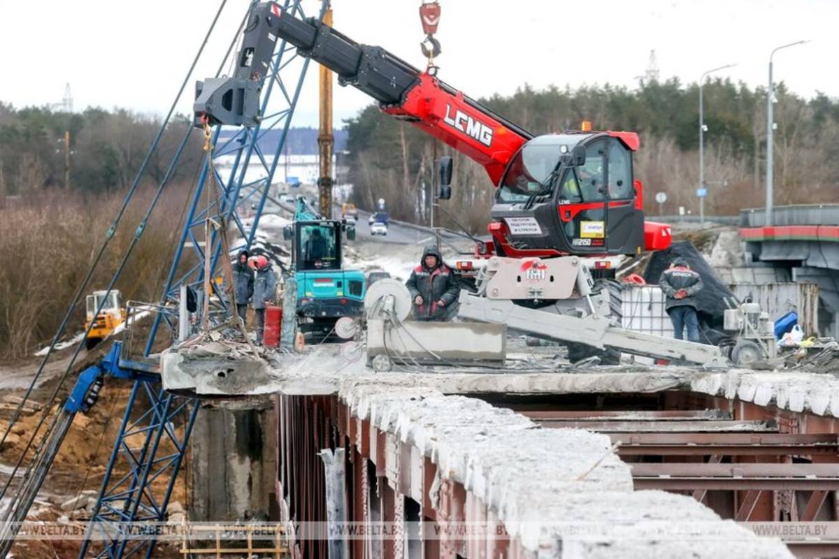 В программу масштабной реконструкции включен ремонт моста через Днепр в Речицком районе
