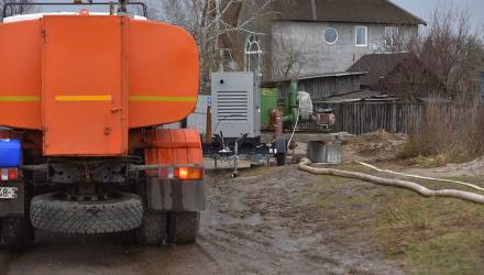 Сколько стоит откачать воду в Гомеле: цены и условия
