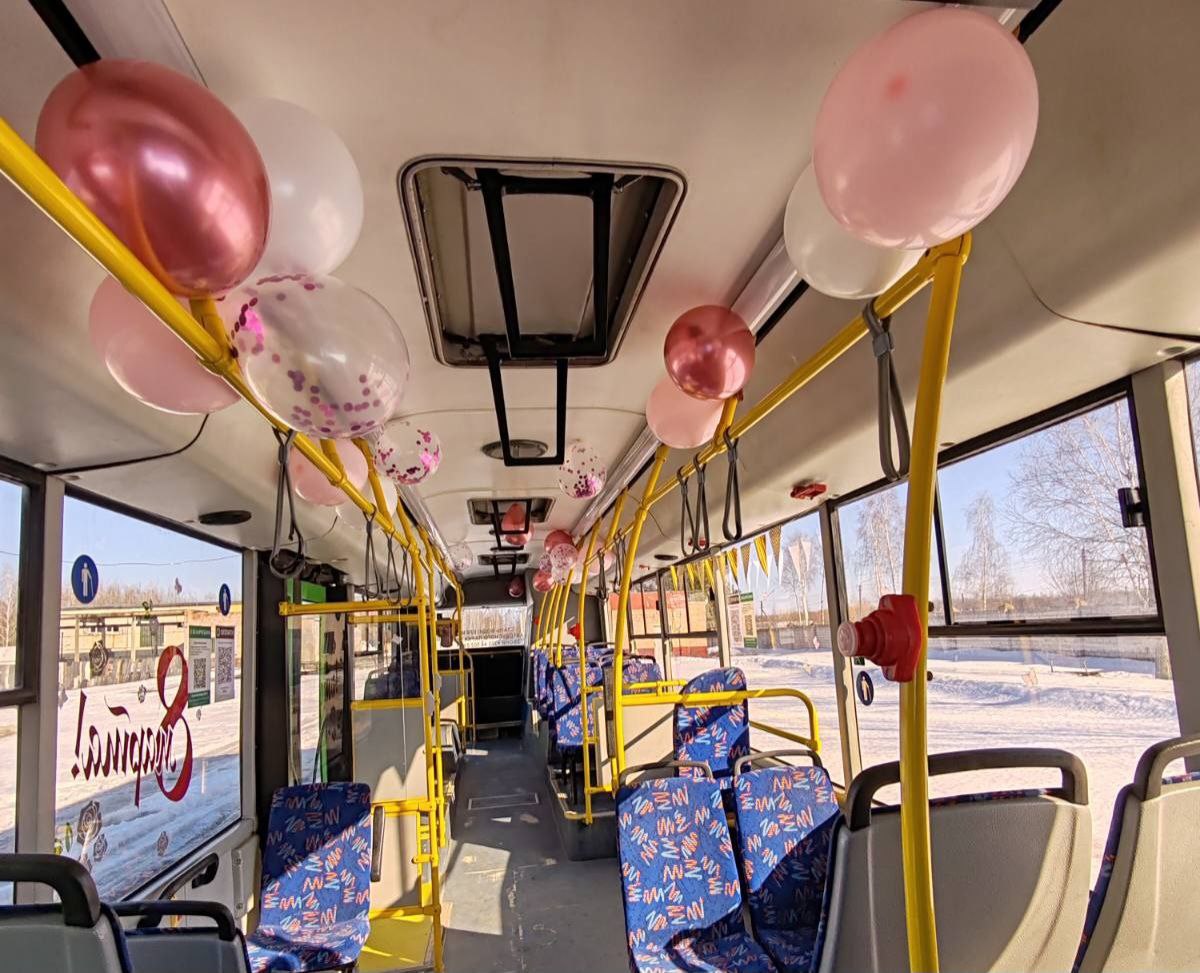 Праздничный транспорт запустили и в Добруше