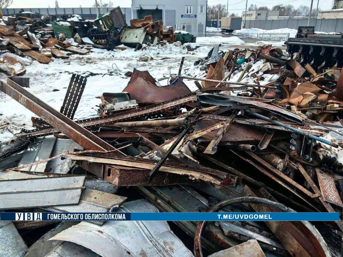 Более двух тонн металла