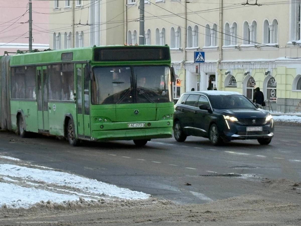 В Гомеле перекрыли улицу Головацкого: автобус №28 изменил маршрут