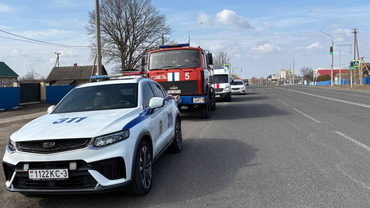 В Гомеле проверили водителей: уступают ли «скорой»
