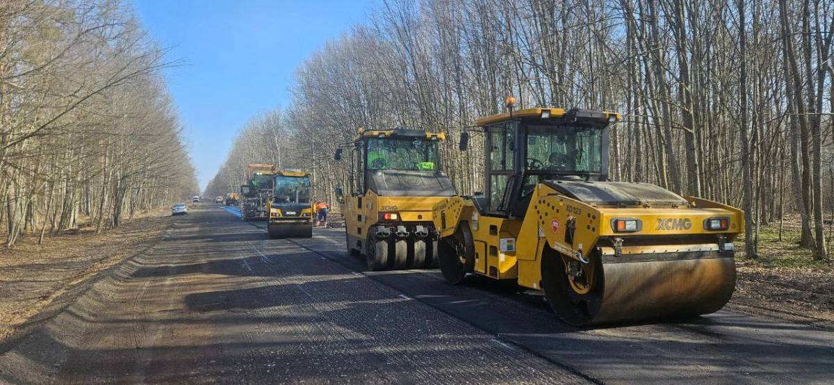 Работы идут на важном участке дороги