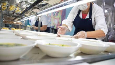 У повара на Гомельщине незаконно удержали часть зарплаты: может ли наниматель так делать?