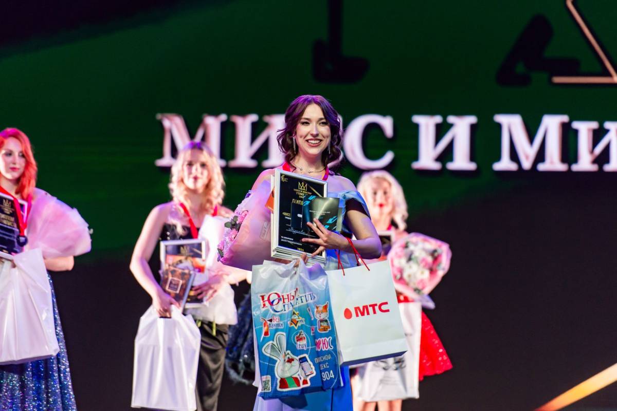 Участницы и участники прошли интенсивную подготовку по дефиле, хореографии и актерскому мастерству, а также приняли участие в предварительных соревнованиях — спортивных, интеллектуальных и кулинарных.