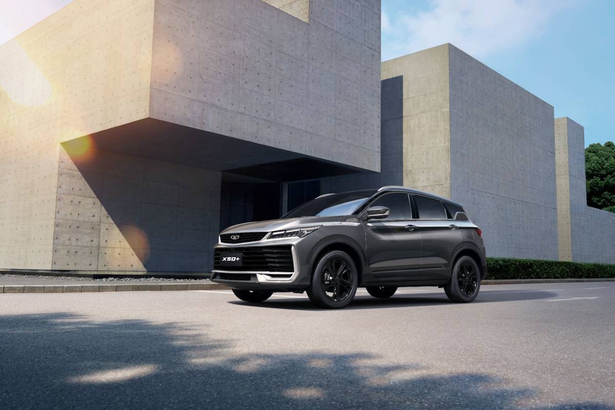 Новый BELGEE X50+ уже можно изучить в автоцентрах в Минске и регионах. Автомобиль также можно взять на тест-драйв.